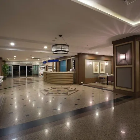 Ξενοδοχείο Insula & 5*