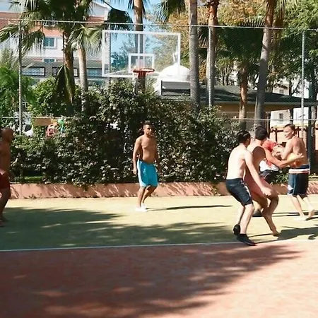 Ξενοδοχείο Insula & Konaklı