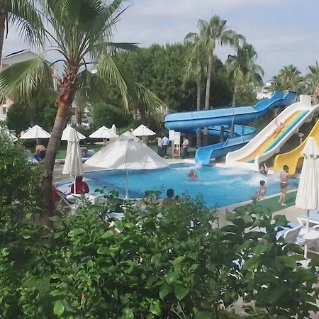 Insula & Ξενοδοχείο