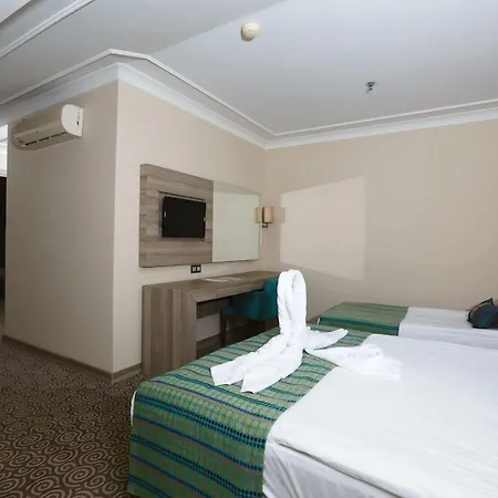 Insula & 5* Konaklı