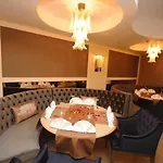 Insula & 5* Konaklı