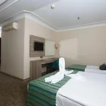 Insula & 5* Konaklı